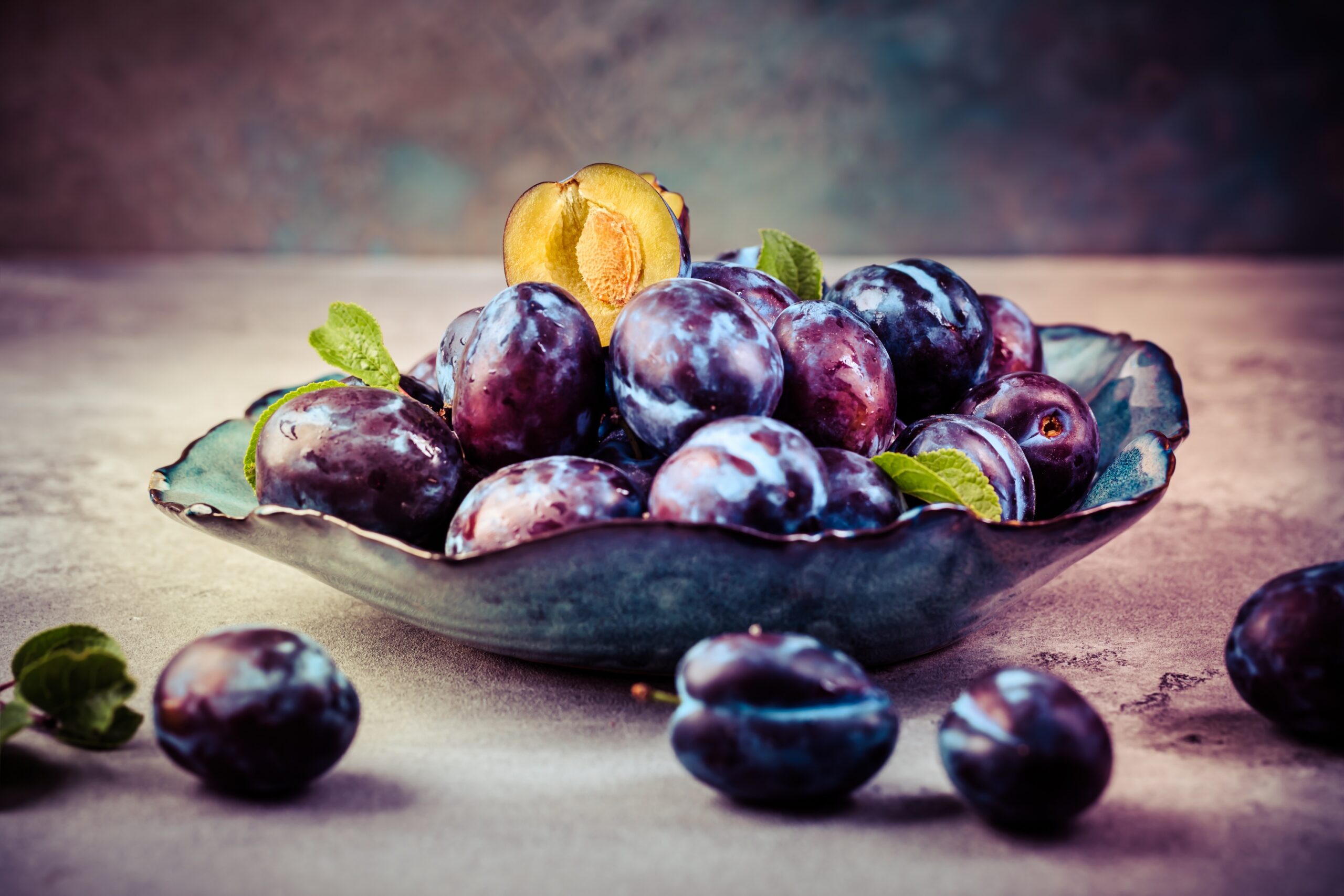 Prunes: 10 Health Benefits, Nutrition, Skin and Hair